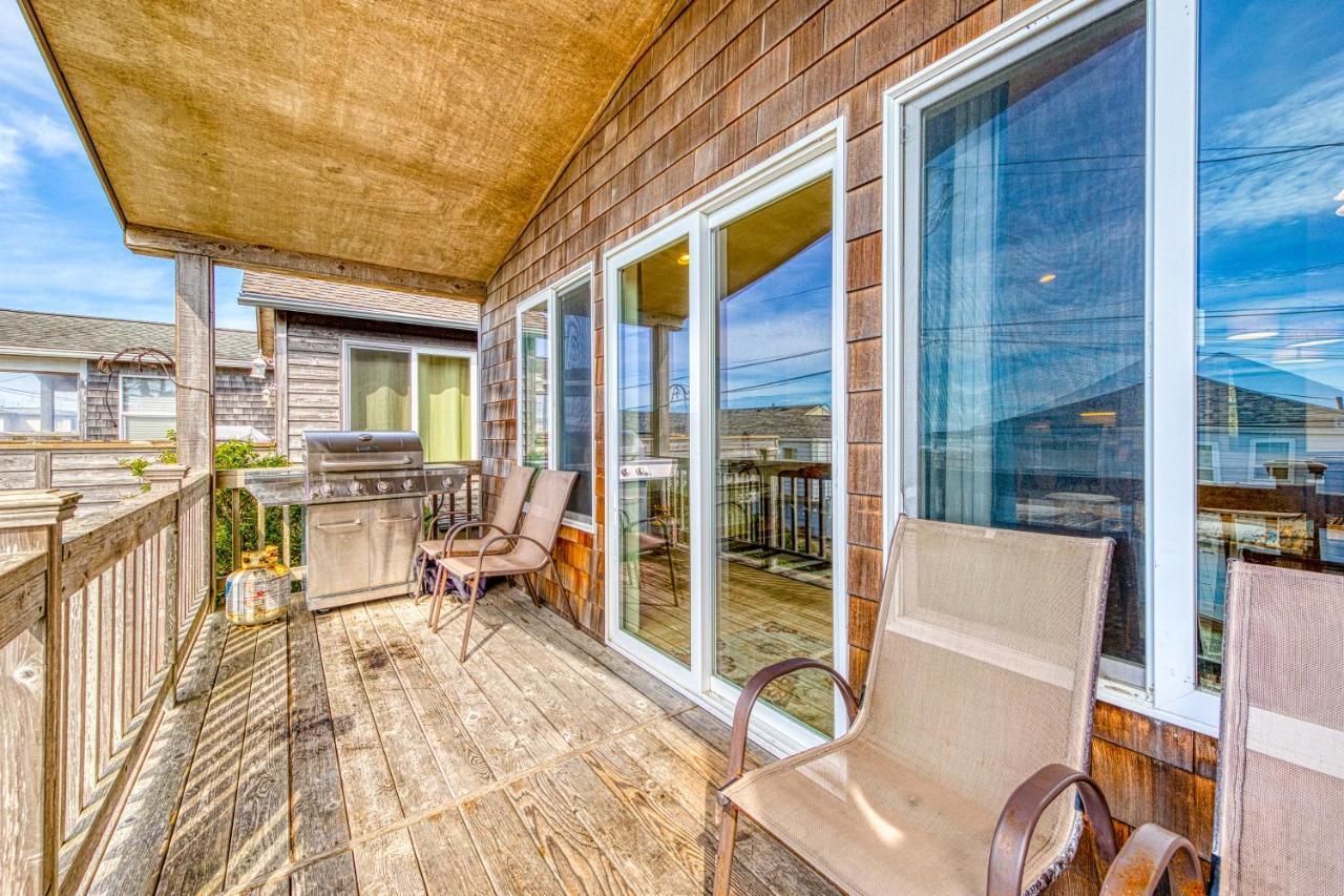 Park Place & Boardwalk Rockaway Beach Exterior photo